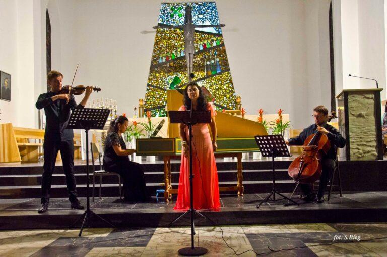 Ultra Musicam – consort sopran, skrzypce, wiolonczela i klawesyn